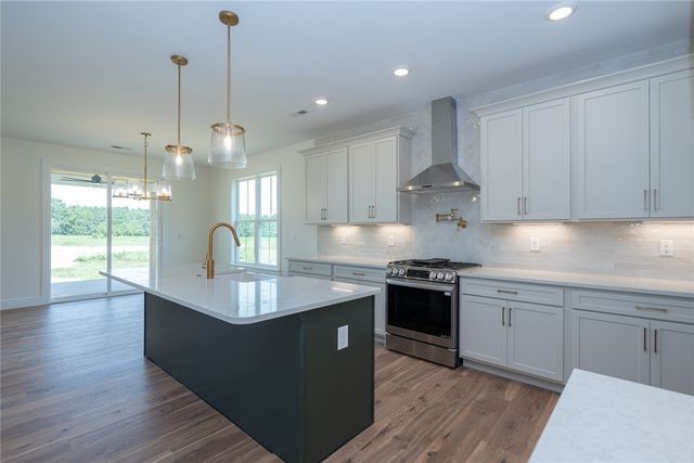 723 Holliday Dam Road, Honea Path, SC 29654