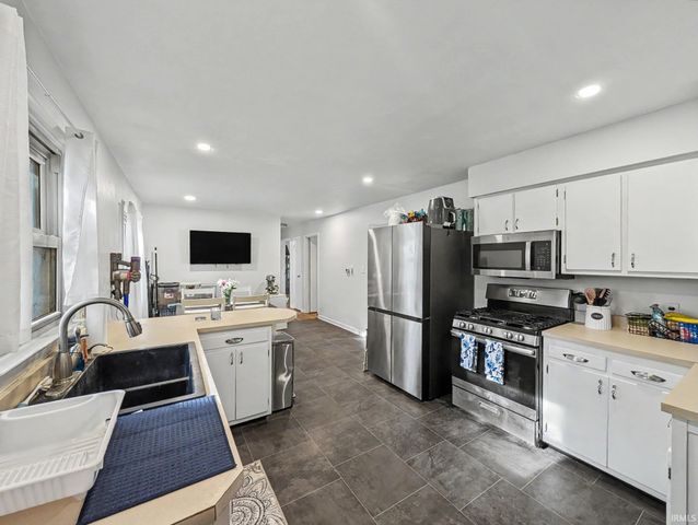 1015 S 23rd Street, Lafayette, IN 47905