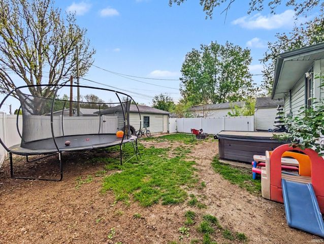 1015 S 23rd Street, Lafayette, IN 47905