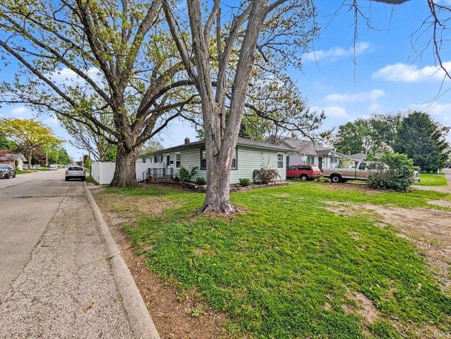 1015 S 23rd Street, Lafayette, IN 47905