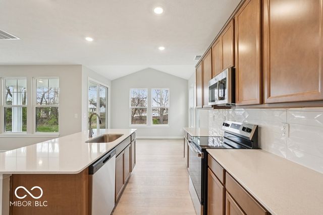 5619 Arcade Boulevard, Mccordsville, IN 46055