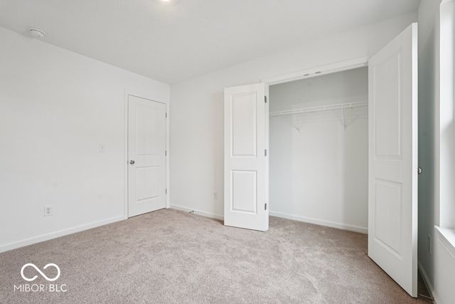5619 Arcade Boulevard, Mccordsville, IN 46055
