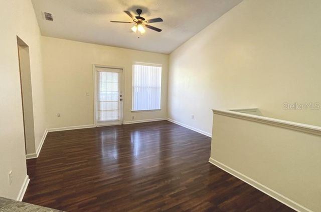 17952 VILLA CREEK DRIVE 17952, Tampa, FL 33647