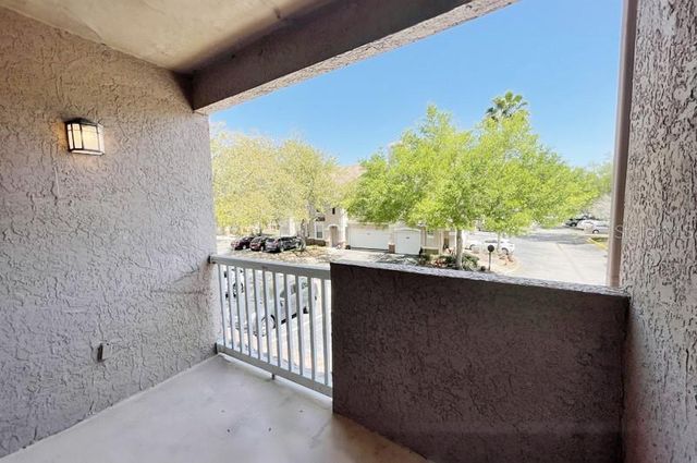 17952 VILLA CREEK DRIVE 17952, Tampa, FL 33647