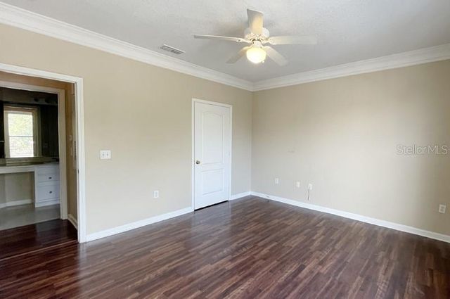 17952 VILLA CREEK DRIVE 17952, Tampa, FL 33647