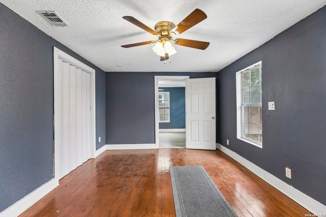 253 Carroll, San Antonio, TX 78225