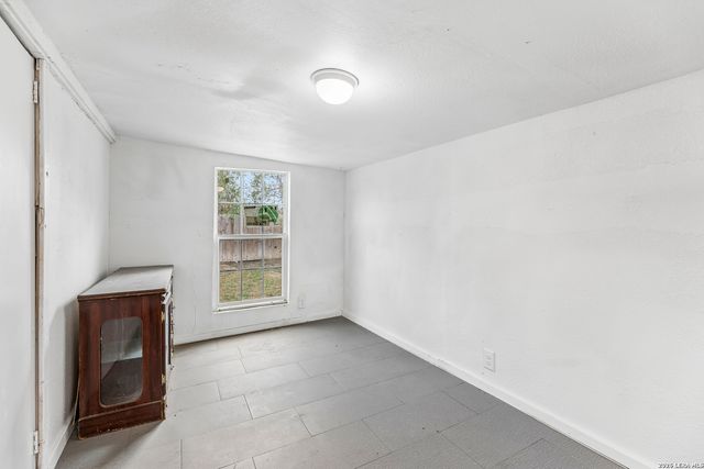 253 Carroll, San Antonio, TX 78225