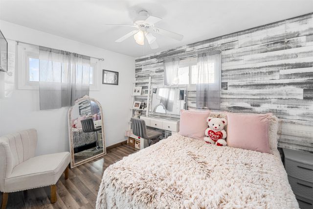 1107 Harold Ave, Salina, KS 67401