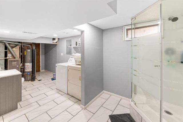 1107 Harold Ave, Salina, KS 67401