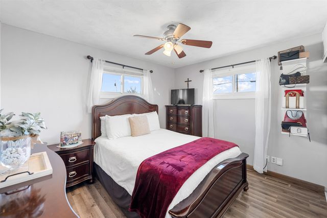 1107 Harold Ave, Salina, KS 67401