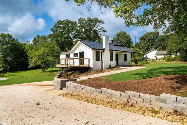 550 Landrum Mill Road, Landrum, SC 29356