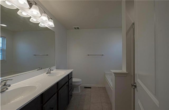 403 Pointe View Drive, Adams Twp, PA 16046