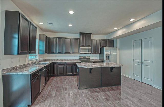 403 Pointe View Drive, Adams Twp, PA 16046