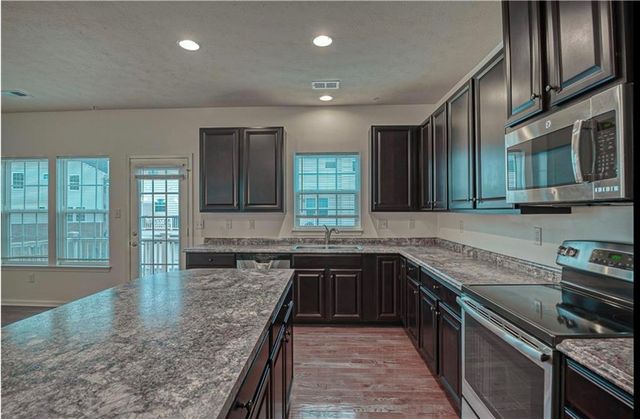 403 Pointe View Drive, Adams Twp, PA 16046