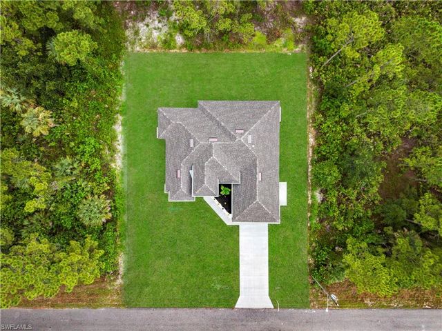 1110 Rush AVE, Lehigh Acres, FL 33972