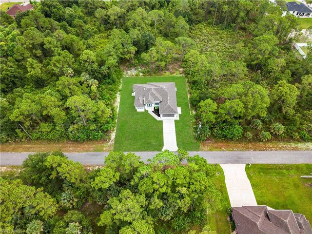 1110 Rush AVE, Lehigh Acres, FL 33972