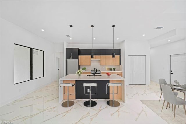 1110 Rush AVE, Lehigh Acres, FL 33972