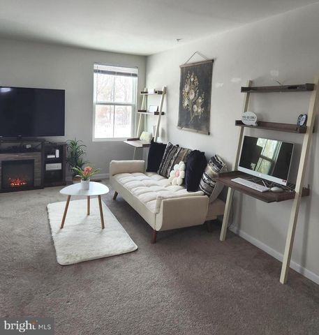 2 CHARLOTTE ST, Hagerstown, MD 21740