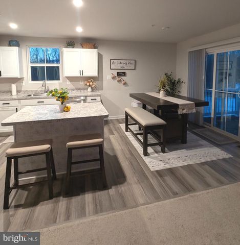 2 CHARLOTTE ST, Hagerstown, MD 21740