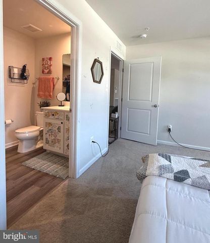 2 CHARLOTTE ST, Hagerstown, MD 21740