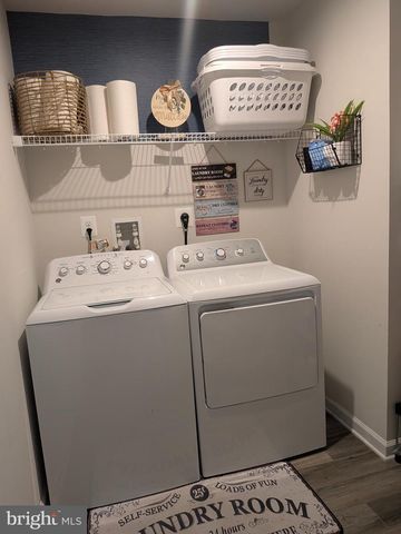 2 CHARLOTTE ST, Hagerstown, MD 21740