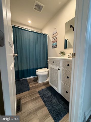 2 CHARLOTTE ST, Hagerstown, MD 21740