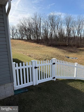 2 CHARLOTTE ST, Hagerstown, MD 21740