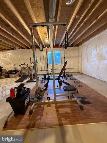 2 CHARLOTTE ST, Hagerstown, MD 21740