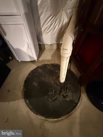 2 CHARLOTTE ST, Hagerstown, MD 21740