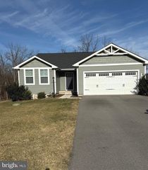 2 CHARLOTTE ST, Hagerstown, MD 21740