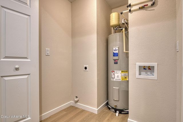 5299 W Green Ct, Unit 2, Rathdrum, ID 83858