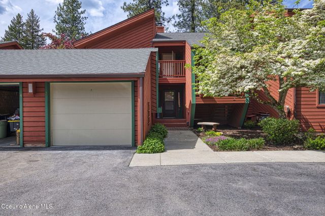 5299 W Green Ct, Unit 2, Rathdrum, ID 83858