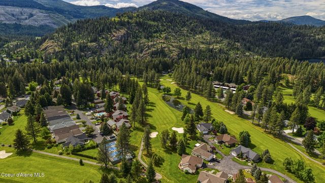 5299 W Green Ct, Unit 2, Rathdrum, ID 83858