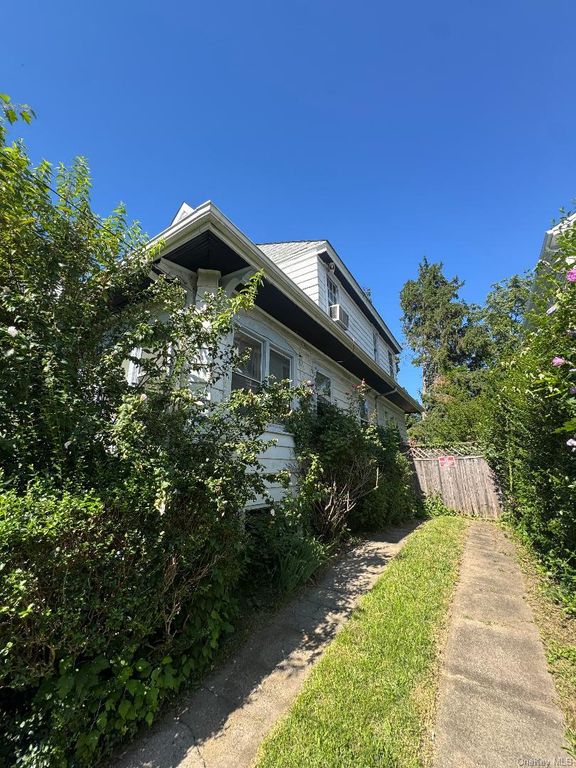 27-43 Humphrey Street, East Elmhurst, NY 11369 — photo 4