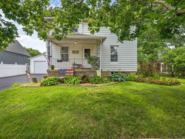 250 Edward Street, Sycamore, IL 60178