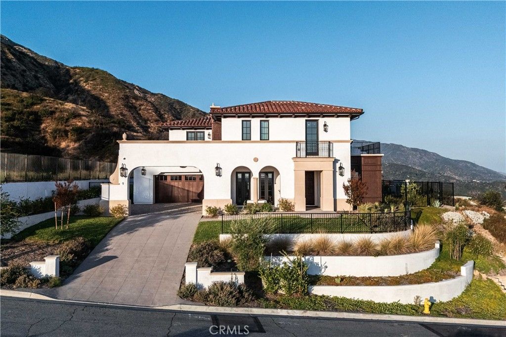 Image 1 of property listing at 9 Nathaniel, Sierra Madre, CA 91024