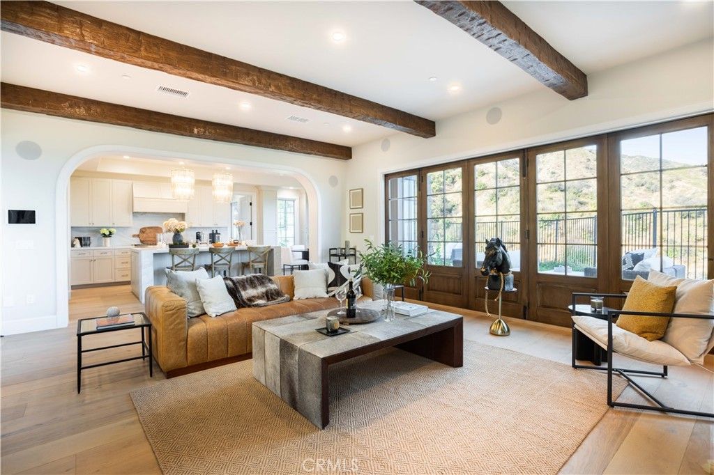 Image 18 of property listing at 9 Nathaniel, Sierra Madre, CA 91024