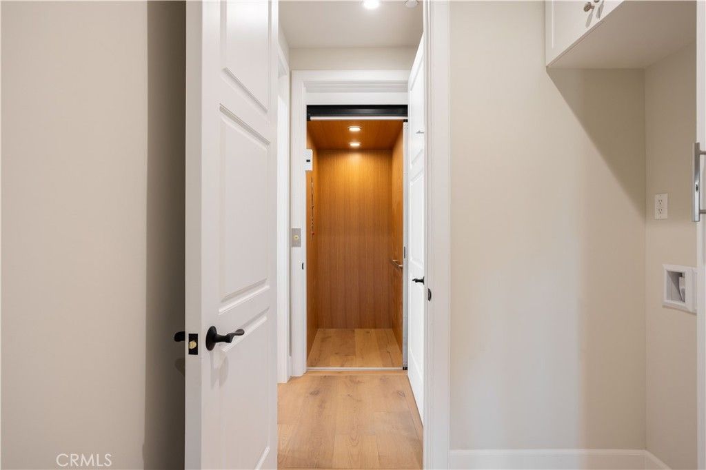 Image 27 of property listing at 9 Nathaniel, Sierra Madre, CA 91024