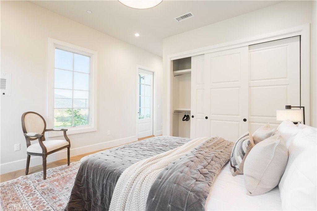 Image 31 of property listing at 9 Nathaniel, Sierra Madre, CA 91024