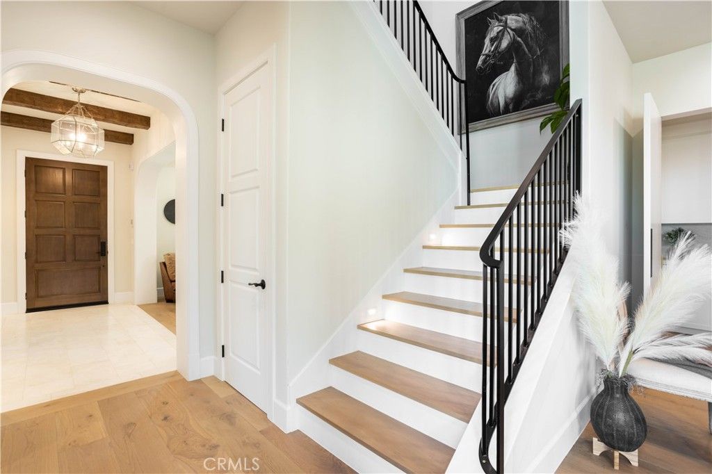 Image 33 of property listing at 9 Nathaniel, Sierra Madre, CA 91024