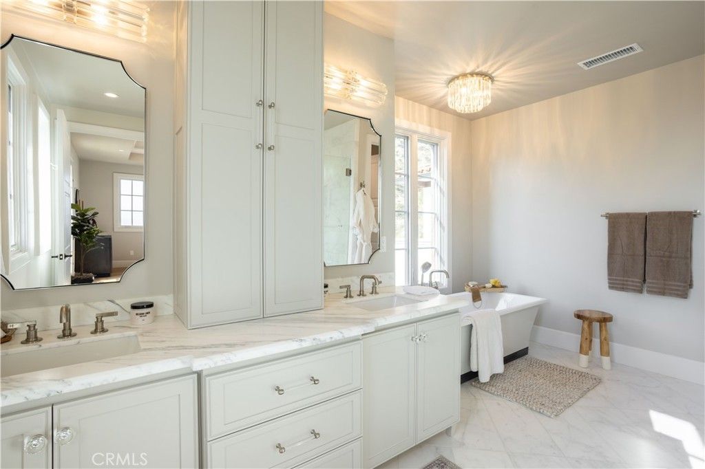 Image 41 of property listing at 9 Nathaniel, Sierra Madre, CA 91024