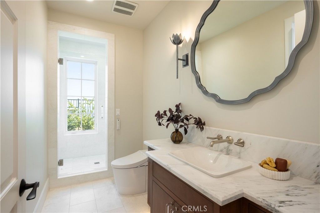Image 8 of property listing at 9 Nathaniel, Sierra Madre, CA 91024