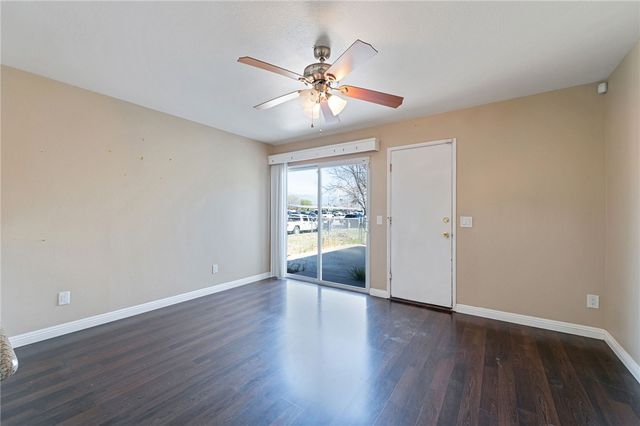 591 Palm, San Jacinto, CA 92582