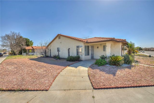 591 Palm, San Jacinto, CA 92582