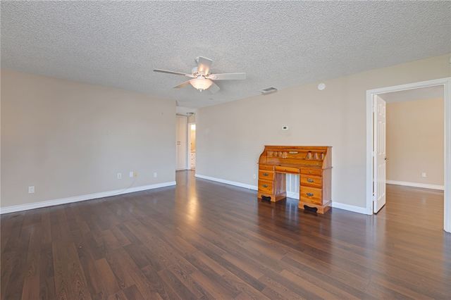 591 Palm, San Jacinto, CA 92582