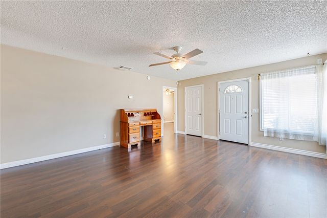 591 Palm, San Jacinto, CA 92582