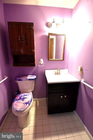 12 PICNIC WOODS CIR, Lititz, PA 17543