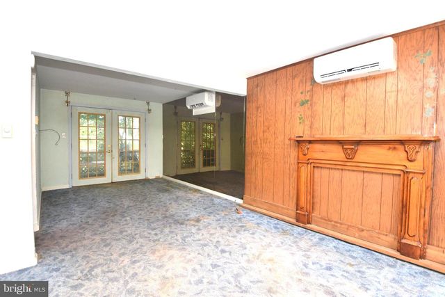 12 PICNIC WOODS CIR, Lititz, PA 17543