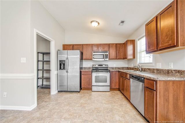 1208 Piper Court, Hope Mills, NC 28348