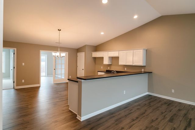 8652 Madison Street, Merrillville, IN 46410